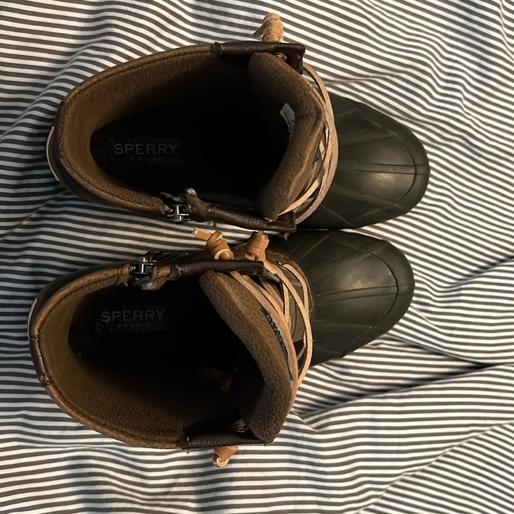 Sperry duck boots. Women’s size 8 - Picture 7 of 10